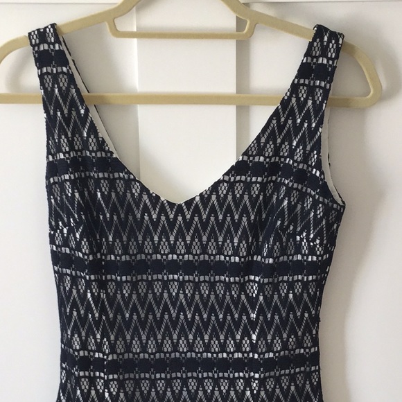 Sooz by Isabel C. Dress - Picture 2 of 4